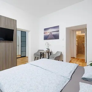 Grosszuegiges App. 2 Schlafzimmer Apartment